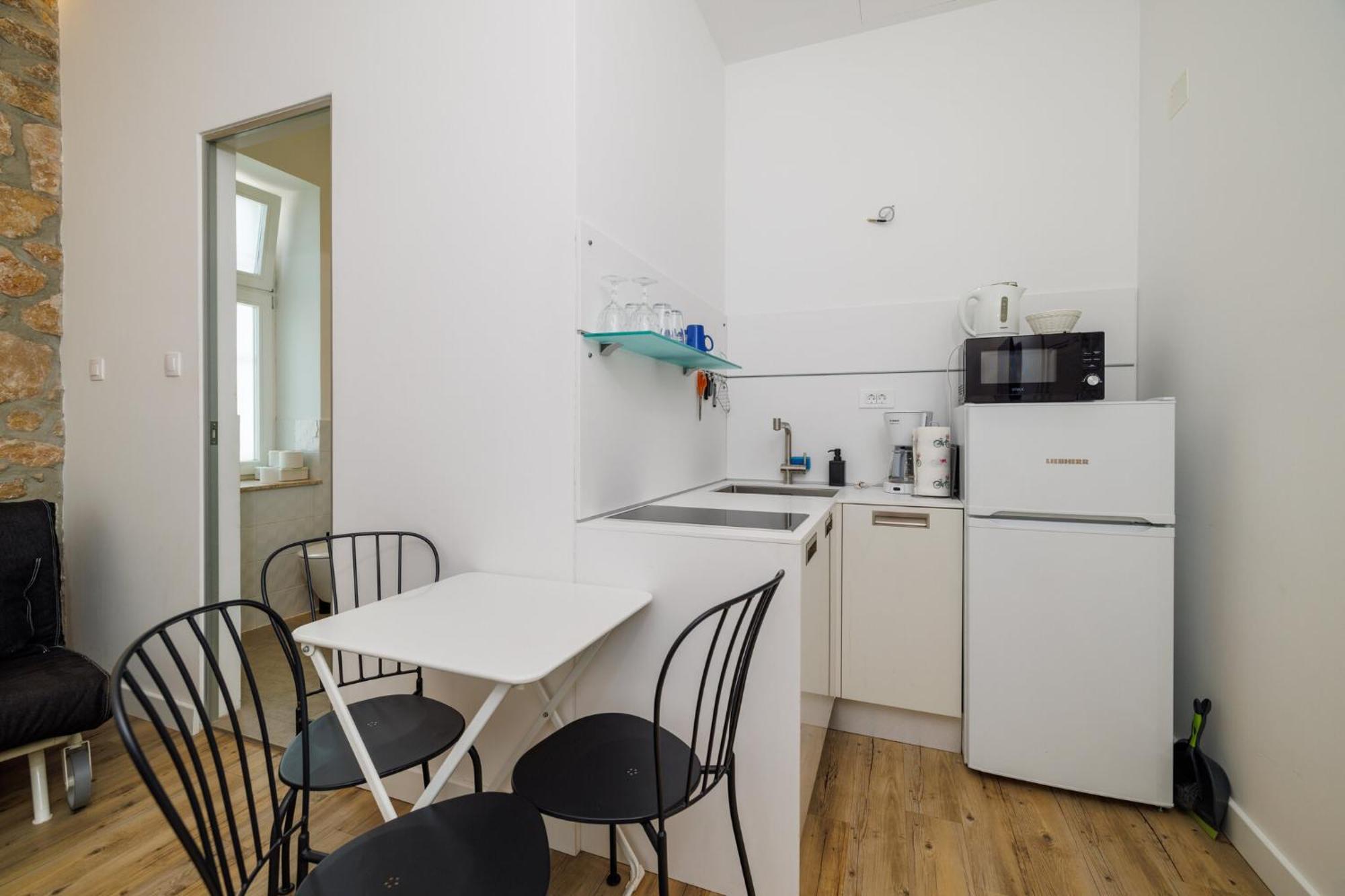 Studio-Apartment mit Balkon