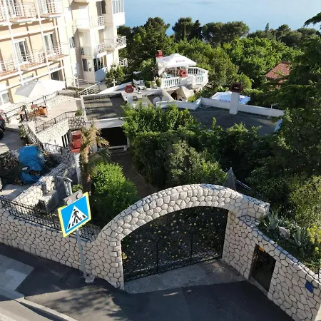 La Villa - Beach House & Rooms-2
