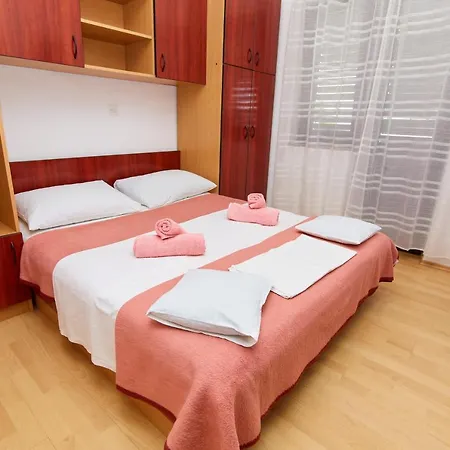 Apartments And Rooms With Parking Space Crikvenica - 19125-2