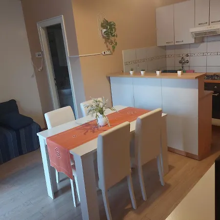 Apartman Luna 1-2