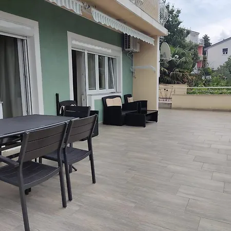 Superior Apartments Palma With Very Big Terrace Vorgesetzter Direct To Sandy Beach About 150-200M-2