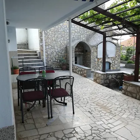 Guesthouse Villa Juric-2
